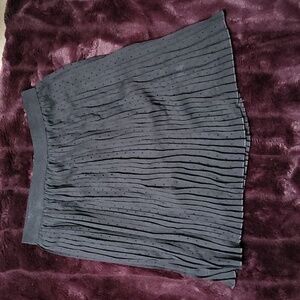 Black Accordion Pleated Clip Dot Skirt From Joe Fresh, Size Small, EUC
